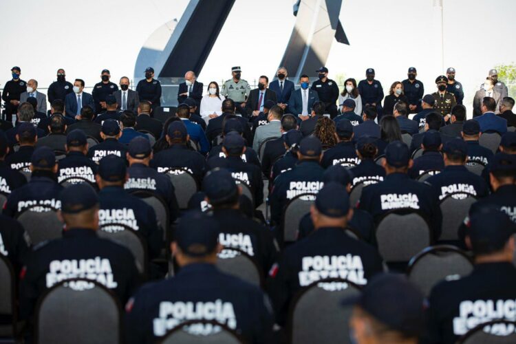 Invierte Gobierno 34.7 mdp para equipamiento de corporaciones de seguridad