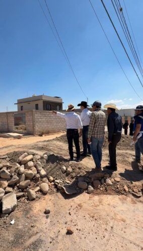 Calles que cambian: Monsalvo recorre obras en El Paraíso y El Colorado