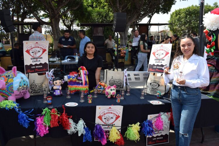 Santa Rosa Jáuregui presume su tradición con la Feria de las Carnitas