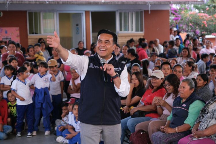 Una tarde en Lagunillas: Luis Nava convive con familias de Huimilpan