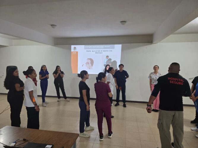 Más allá del consultorio: preparar las manos que cuidan la salud