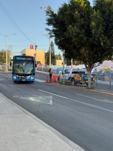 Cuando el camino vuelve a ser el mismo: Qrobus recupera sus rutas tras las obras en El Cerrito