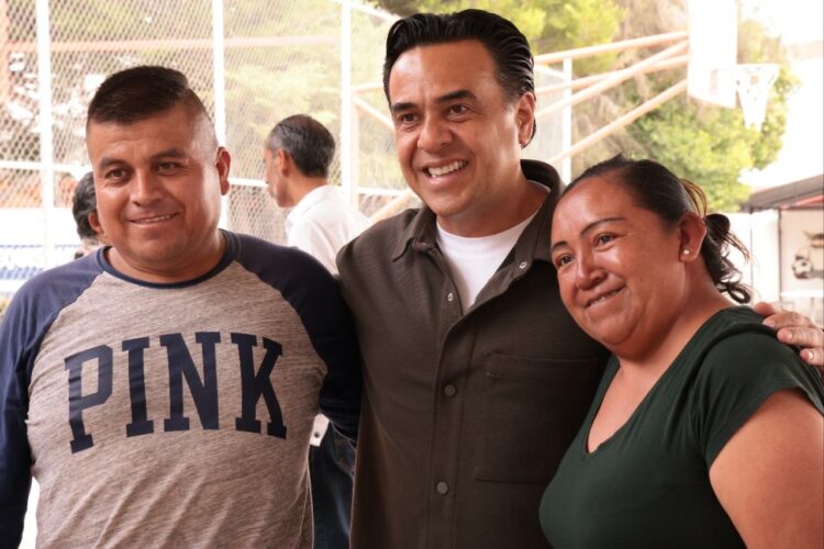 Los primeros minutos también pertenecen a la comunidad