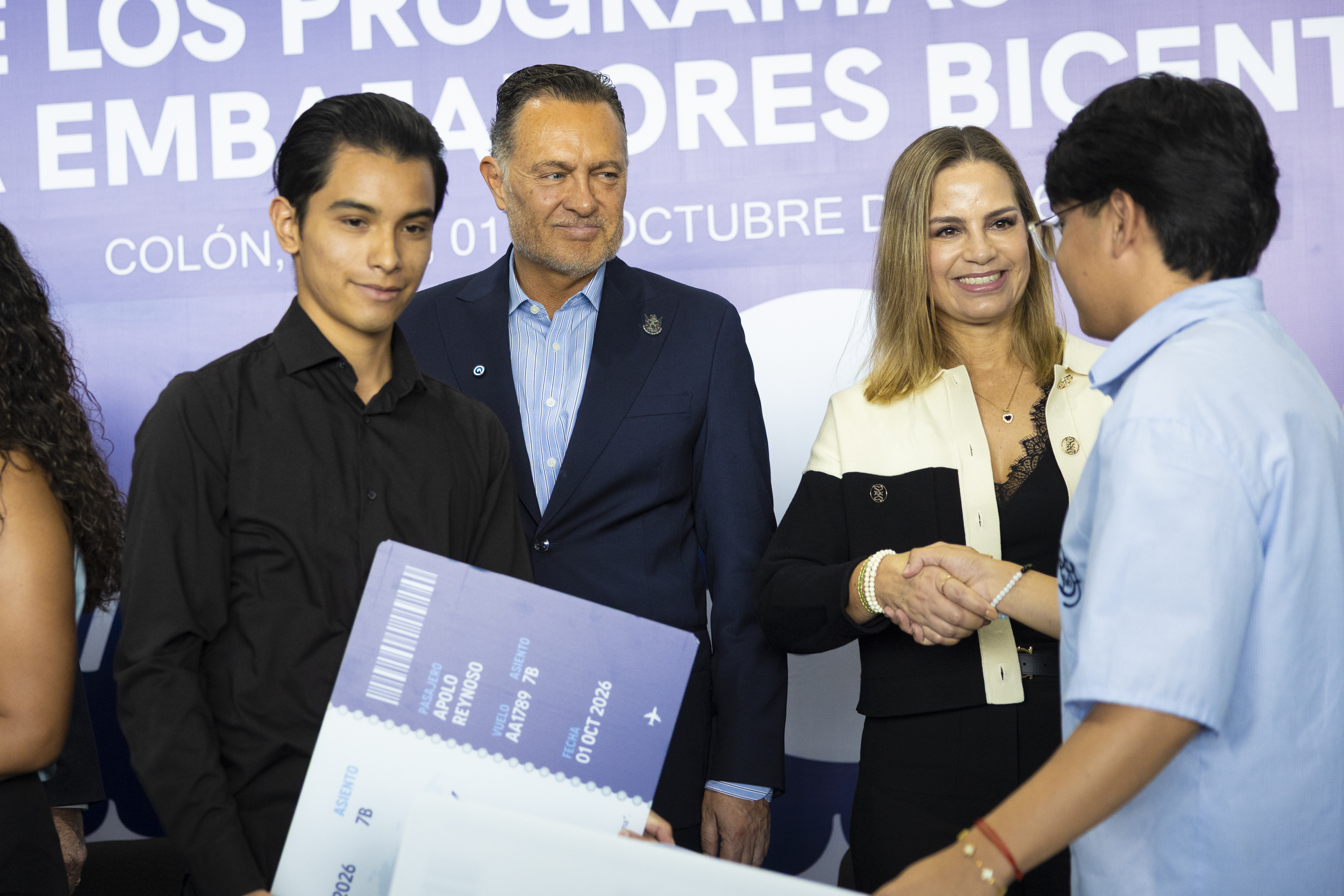De Querétaro a la NASA: 18 estudiantes reciben impulso para su formación internacional
