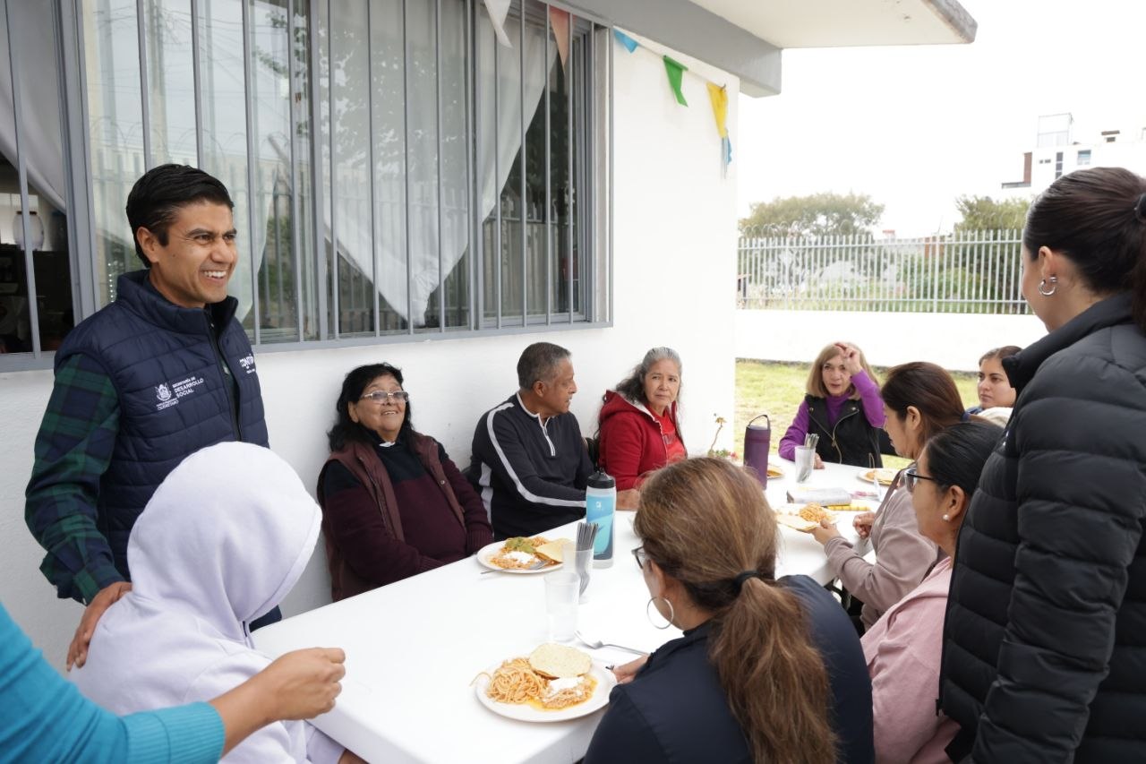 Un lugar para convivir: el acompañamiento a las personas adultas mayores en Querétaro